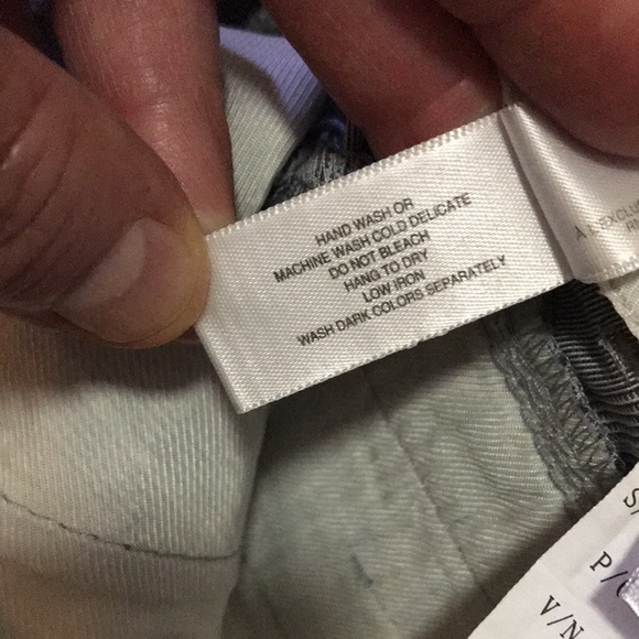 Cutter & Buck walking shorts - Picture 12 of 12